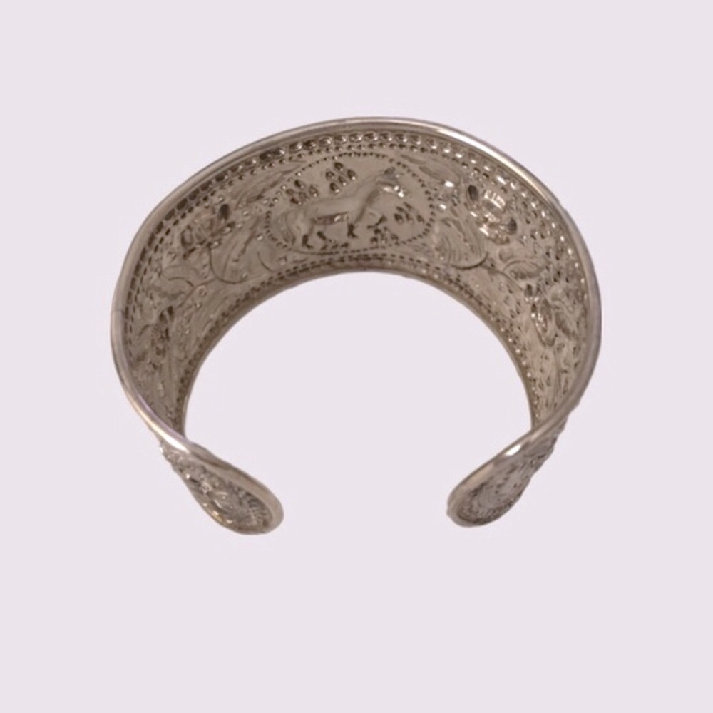 Vintage Equestrian Sterling Silver Wide Cuff Bracelet Stamped 925 - Picture 8 of 12